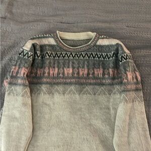 Peruvian alpaca  sweater EUC 💕❤️💜